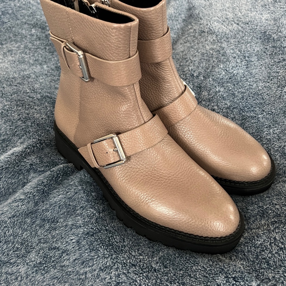 Nordstrom Nomad Leather Ankle Boots Taupe Moto Buckle Lug Sole Size 9